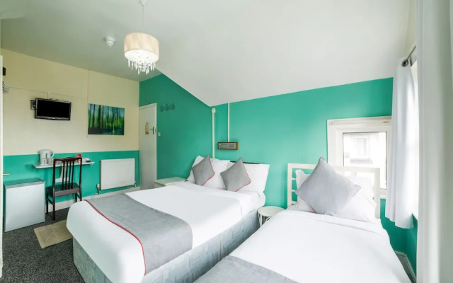 Oyo Devine Beach Hotel, Westcliff Southend-On-Sea