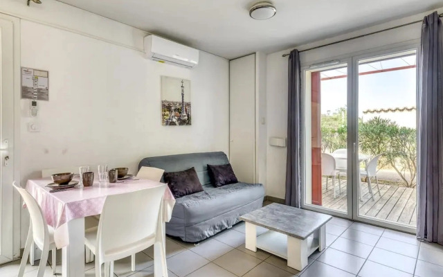 Escape With Pool, Gym & Balcony