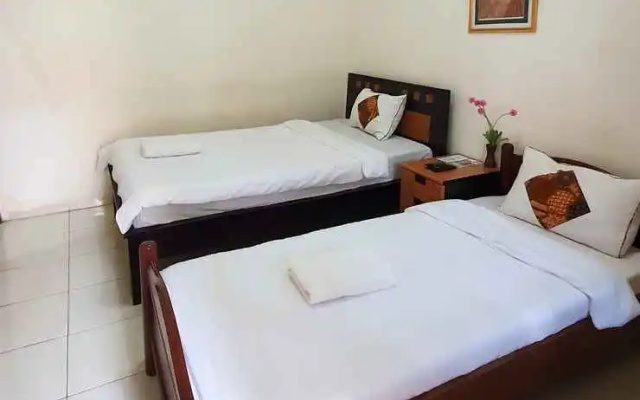 Ndalem Katong Guest House Ponorogo