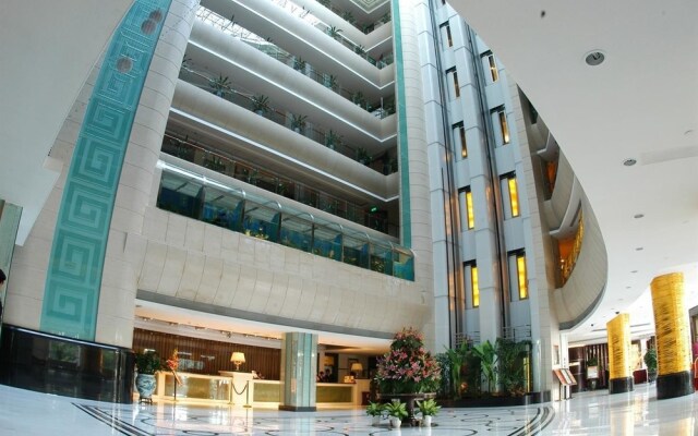 Jinhui Hotel-shenzhen Шэньчжэнь вид на фасад