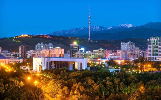 Гостиница InterContinental Almaty вид на фасад