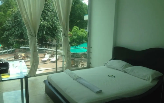 Hotel La Cascada Cristalina