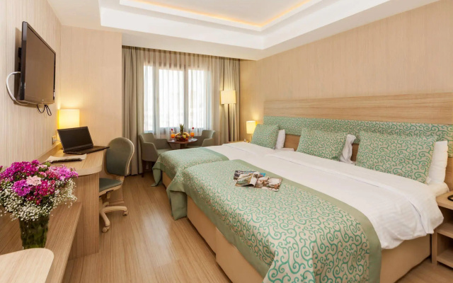 Hotel Golden Way Giyimkent
