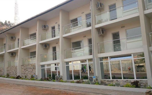 New Brookfields Hotel in Freetown, Sierra Leone from 139$, photos, reviews - zenhotels.com hotel front