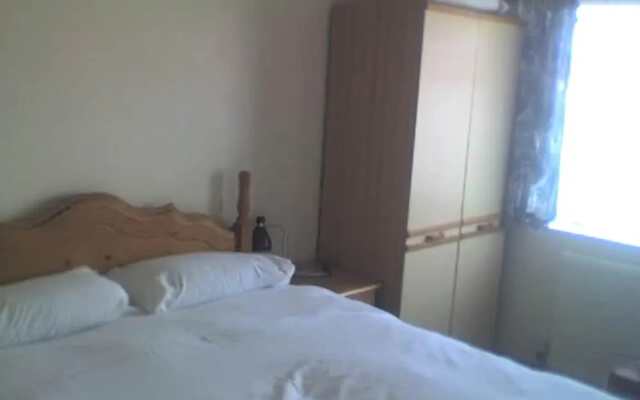 Endeavour Hotel