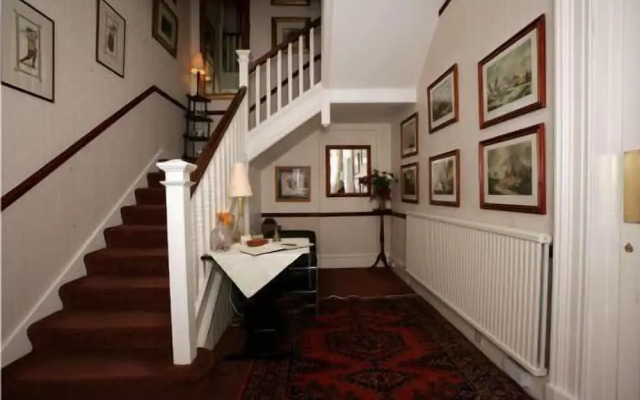 Bellevue Guest House