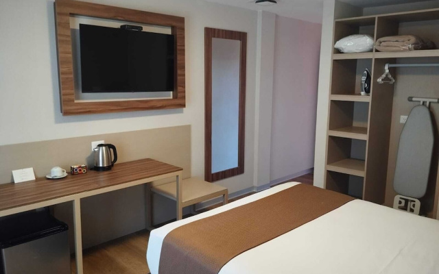 DM Hoteles Ayacucho