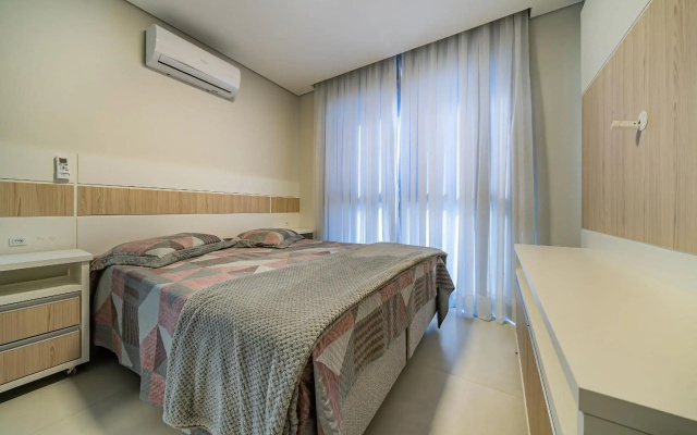181 - Lindo apartamento 02 suítes em Mariscal