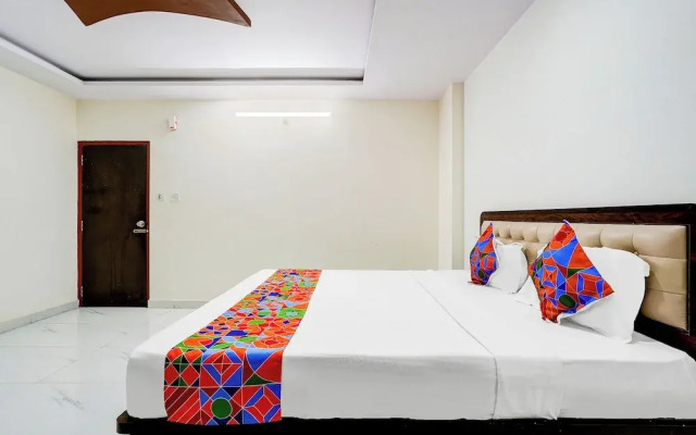 Fabhotel Royal Garuda Palace