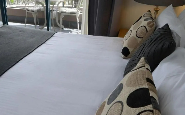 Rockpool Motor Inn