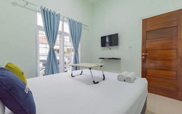 Urbanview Hotel Nakasya Burangrang