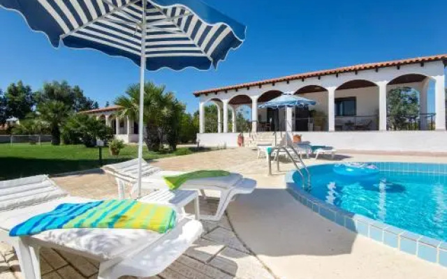 Villas Mina and Studios