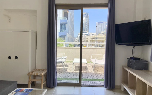 YARKON - By Beach Apartments TLV