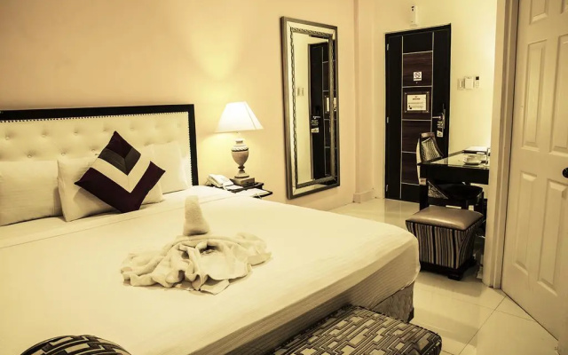 Dreamwave Hotel Roxas