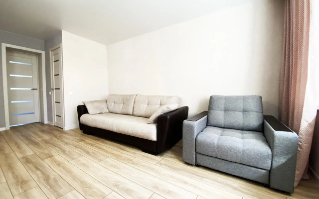 Апартаменты на проспекте Комсомольский 37