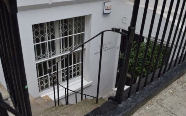 Отель Cosy 1BD Apartment near Harrods, Knightsbridge Великобритания, Лондон - отзывы, цены и фото номеров - забронировать отель Cosy 1BD Apartment near Harrods, Knightsbridge онлайн вид на фасад
