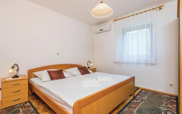 Stunning Home in Klenovica With Wifi and 3 Bedrooms