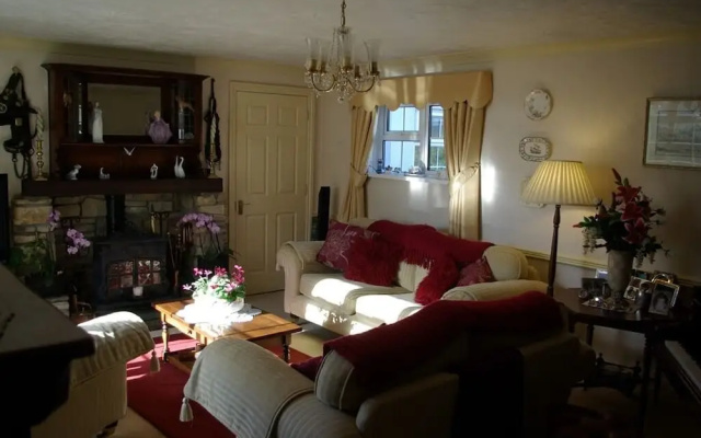 Limpert Bay Guest House