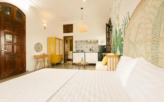 Eden Westlake Hotel