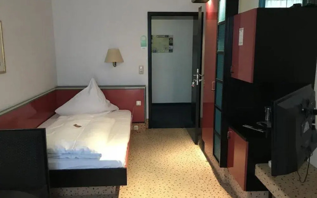 Hotel Bitterfelder Hof