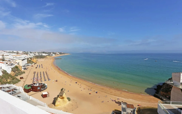 V 02 - Apartment 2 in Seacliff Albufeira
