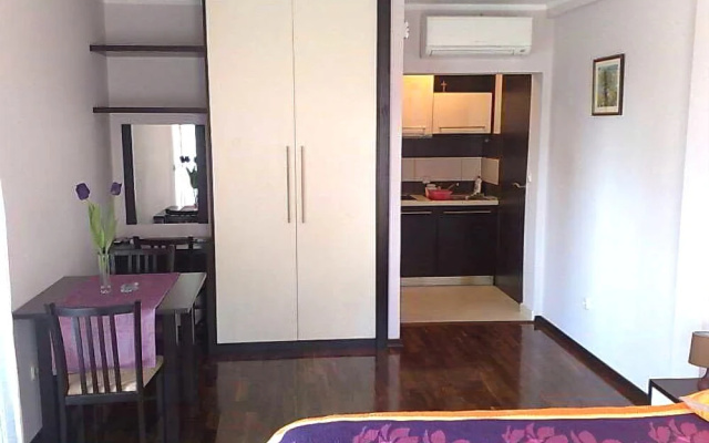 Lidija Apartments
