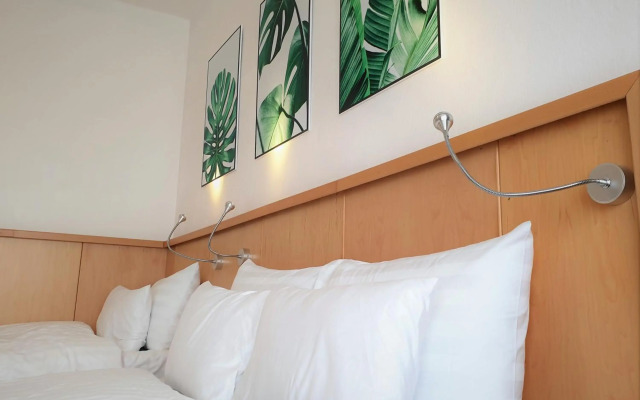 MIA Hotel