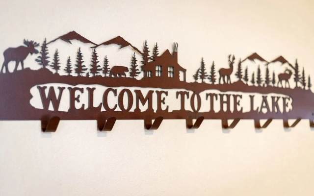 Willow's Hideaway - Pet Friendly Cozy Cabin!