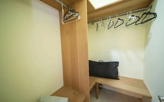 Casa de Compai Unit 8 AC, Wifi & Full Kitchen