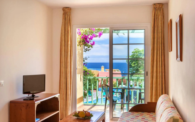 Apartamentos la Caleta