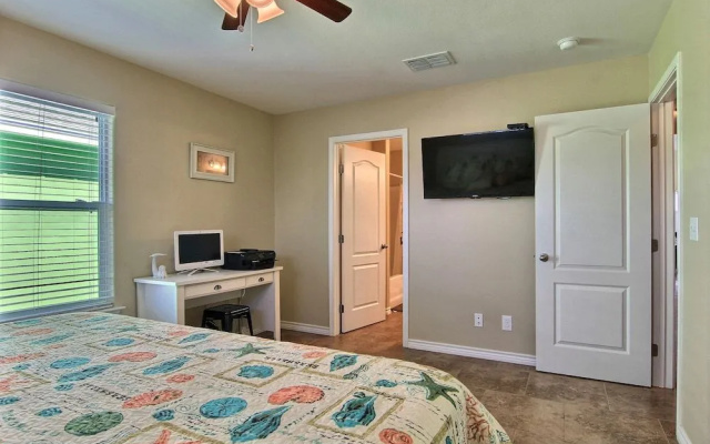 Wait-N-Sea 3Br Home