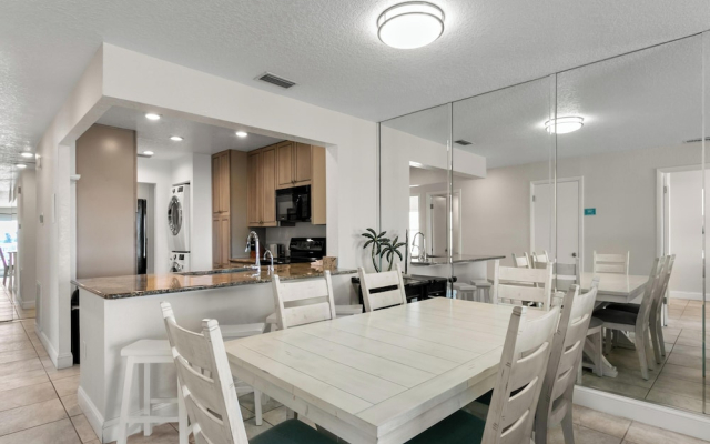 Madeira Norte 304 by Distinctive Beach Rentals
