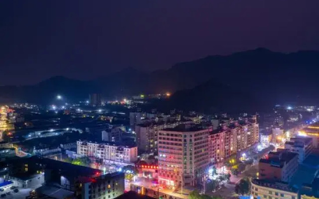 Aiheli Hotel