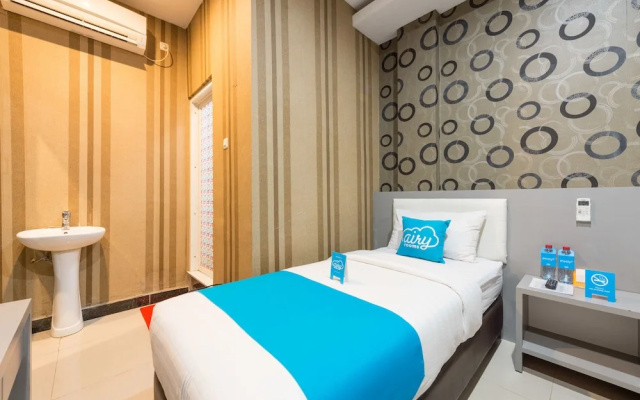 Airy Tatura Emmy Saelan 33 Palu