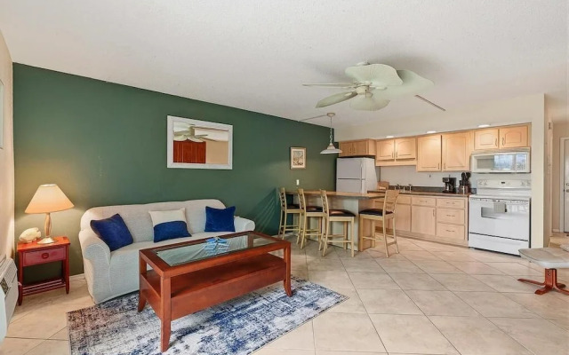 Mariner's Cove 405