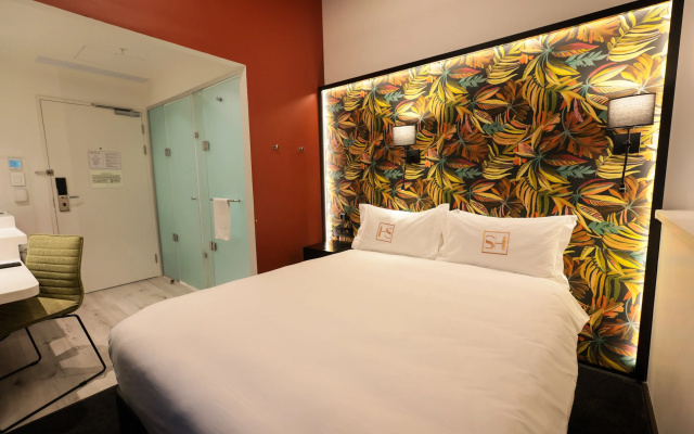 Hotel Sky Sandton