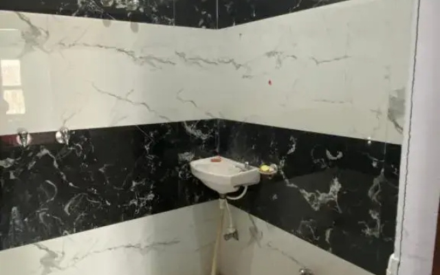 S K Hotel