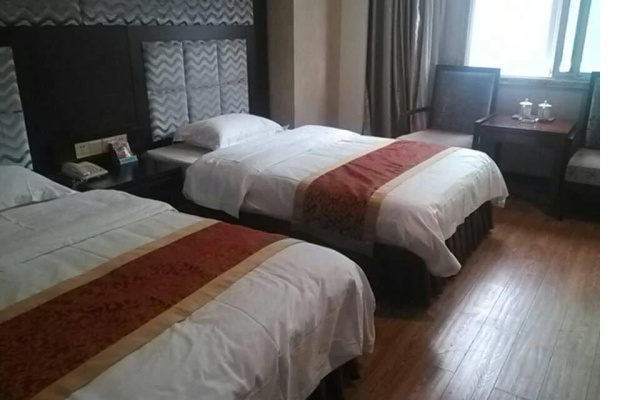 Guofu Business Hotel