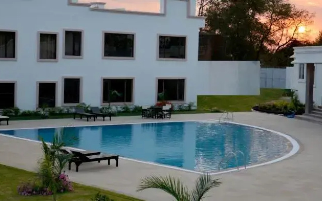 Golden Tulip Khajuraho