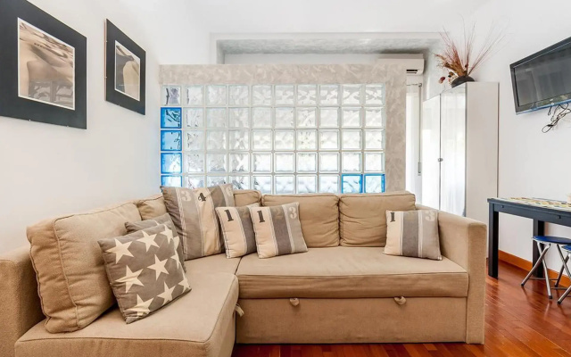 Roman Holidays Loft