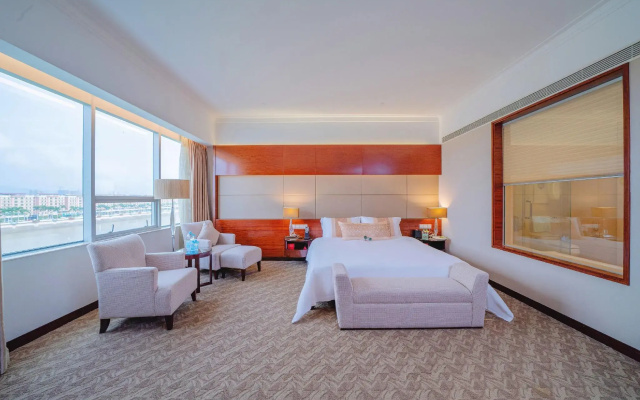 Golden Bay International Hotel