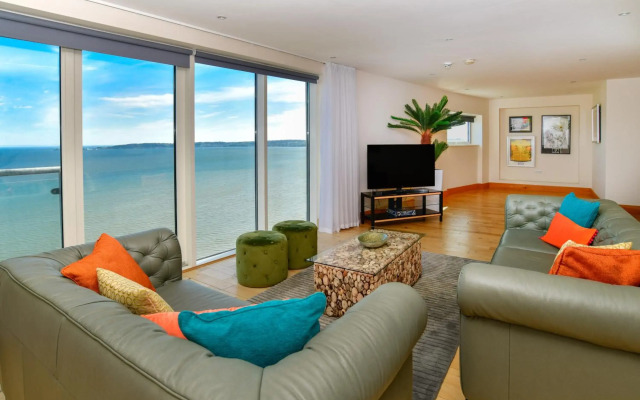 Meridian Quay – the Penthouse