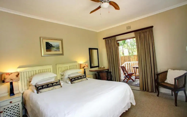 Waterfront Lodge