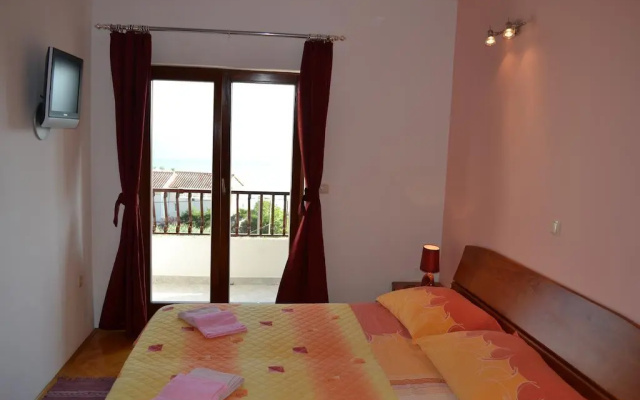Apartment Karlo