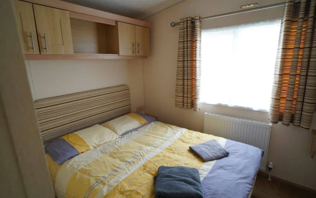 3 Bedroom Caravan Pets Free Linen Included