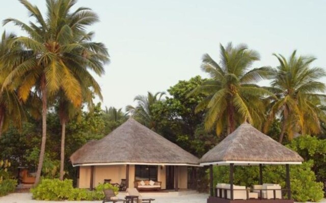 Отель Kihaad Maldives вид на фасад