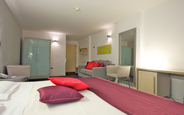 Отель Mercure Hotel Palermo Centro