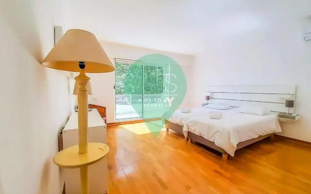 L9 Incrível e espaçoso apartamento de dois quartos