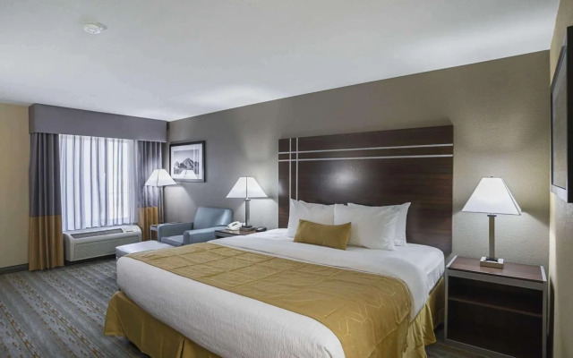 Quality Inn Phoenix North I-17