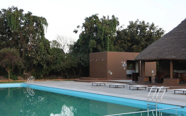 Hampi’s Feathers Resort